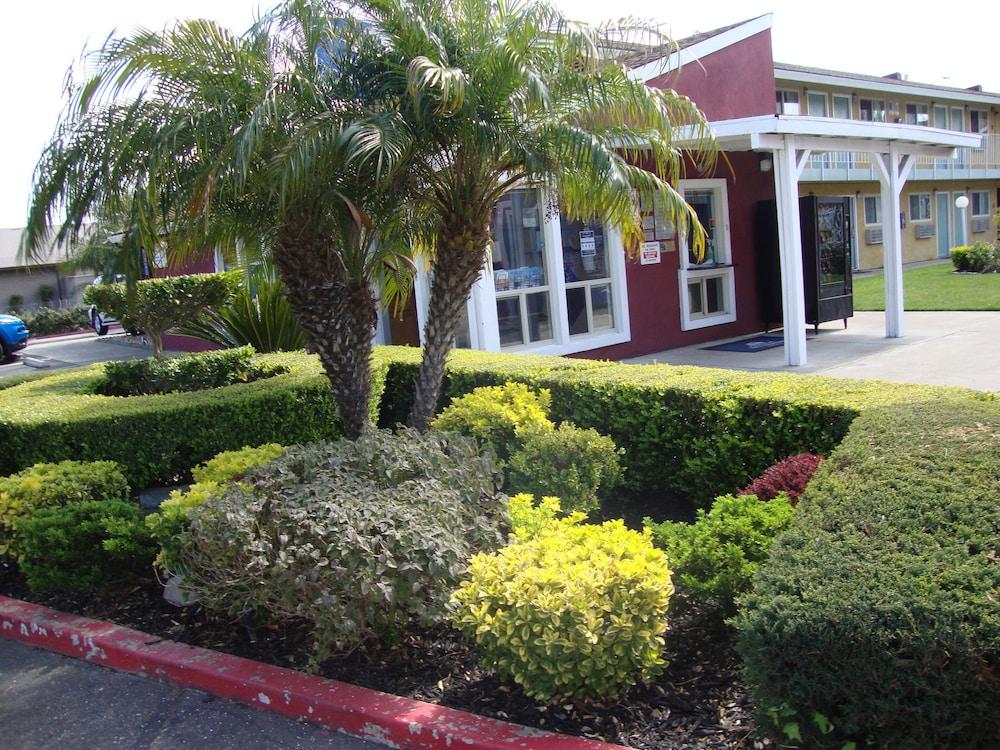 Oasis Inn Sacramento- Elk Grove 외부 사진